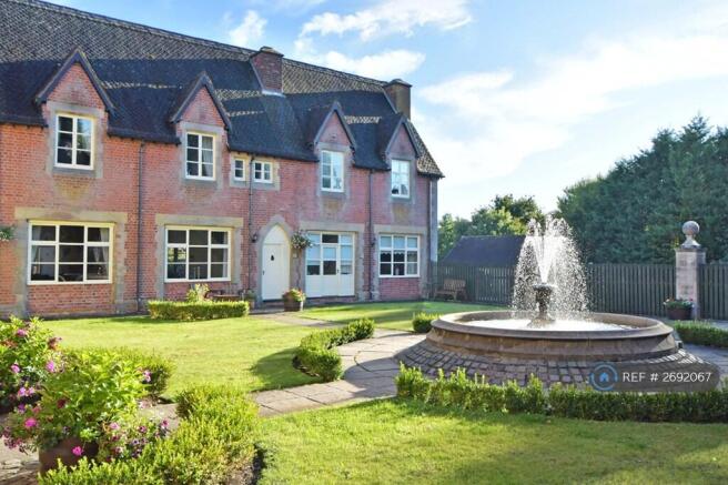 8 St Vincent Mews - 2 Bay Windows