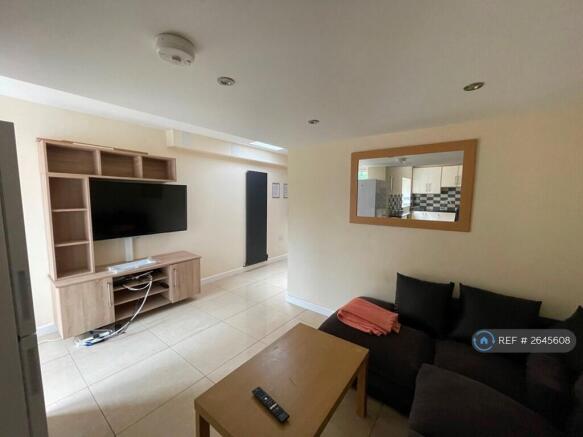 Open-Plan Lounge/Kitchen