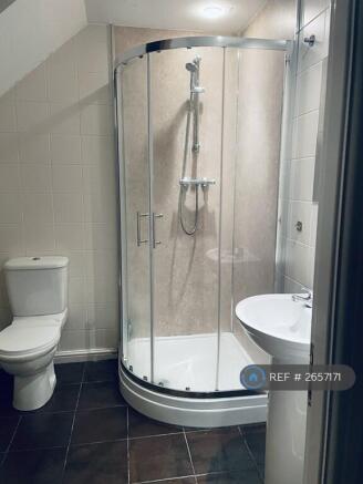 En Suite (For Master Bedroom)