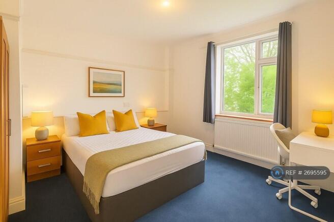 Ground Floor Middle Bedroom