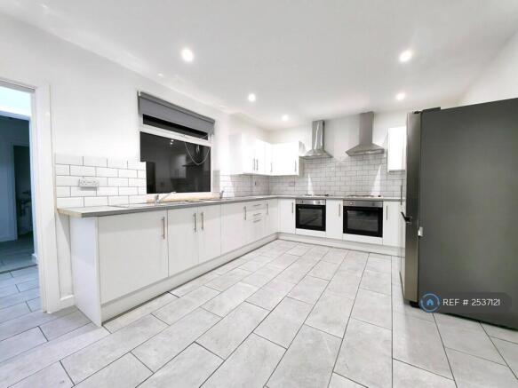 Double Hob Oven Kitchen Dining