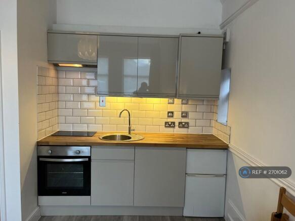 Fan Oven, Hob, Washer Dryer, Fridge/Freezer