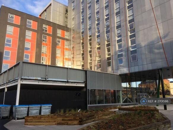 One Islington Plaza Building