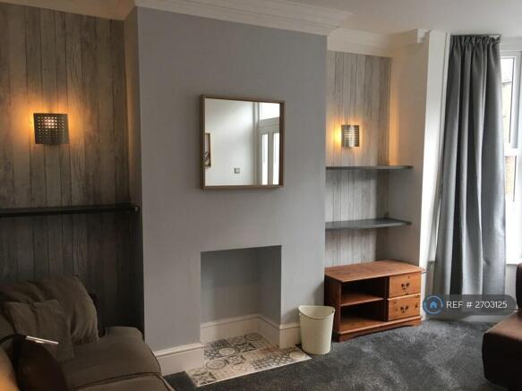 Rent Sheffield 18 Pinner Road