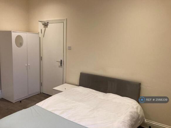 Studio 6 - Available Now £775