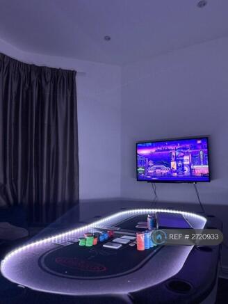 Entertainment/Poker Table