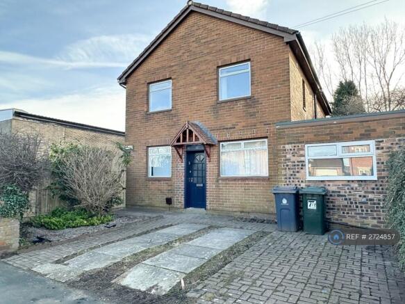 Front Of Flat & Drive