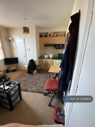 Studio With Pull-Out Bed