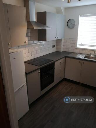 Integrated Oven & Hob & Fridge Freezer