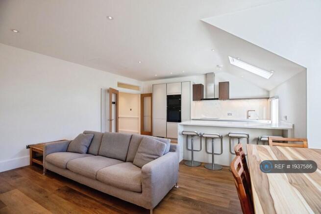 Open-Plan Sitting Room 3