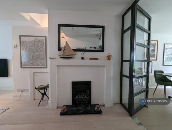 Fireplace (Gas Fire)