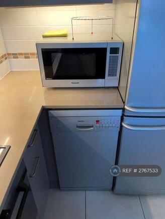 Kitchen Microwave Dishwasher & Fridge Freezer
