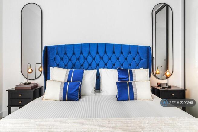 Super King Size Bed - Bedroom