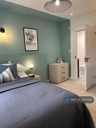 Ensuite Room 2