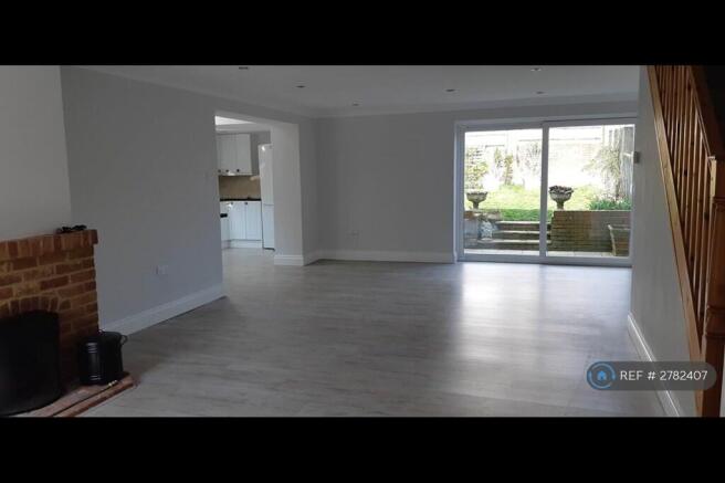 Open Plan Living/Dining Area