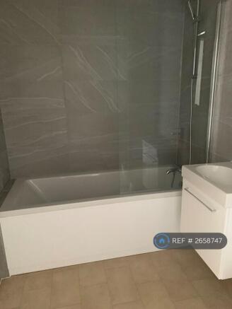 Bathroom With Shower/Bath