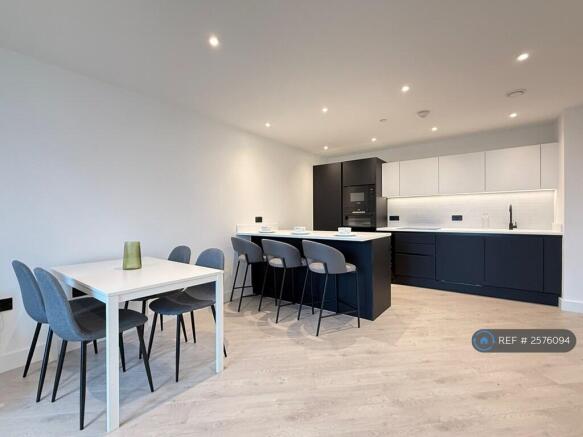 Kitchen & Dining Area