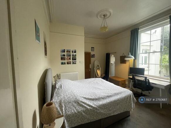 Spacious 1 Bedroom Not Overlooked