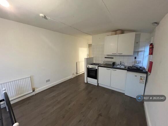 Kitchen / Living Space