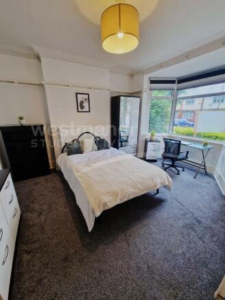 ROOM 1