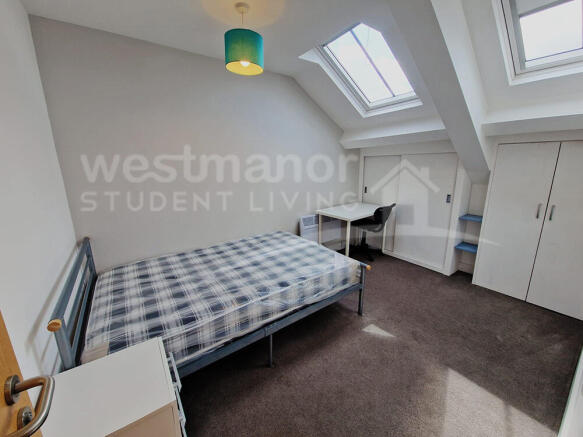 FLAT 13