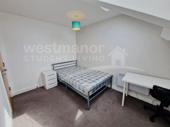 FLAT 13
