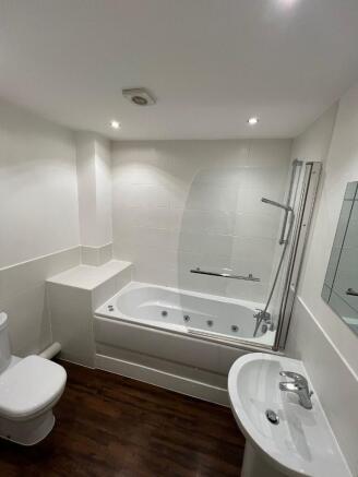 FLAT 6