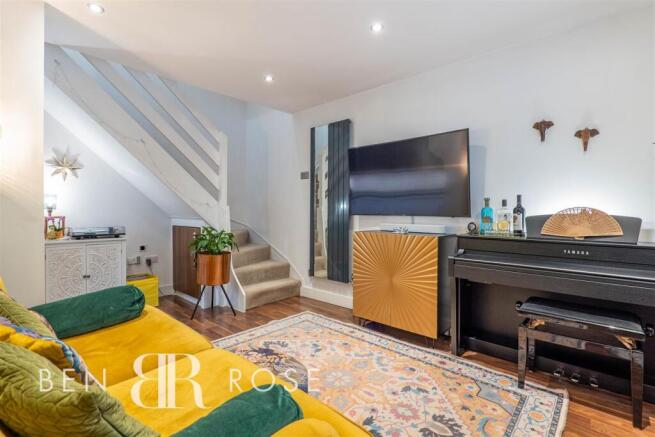 Lounge/Kitchen