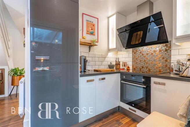 Lounge/Kitchen
