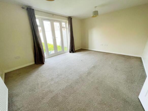 Living Room.jpg