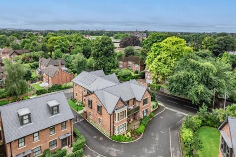 College Green Crescent, Cheadle Hulme, SK8