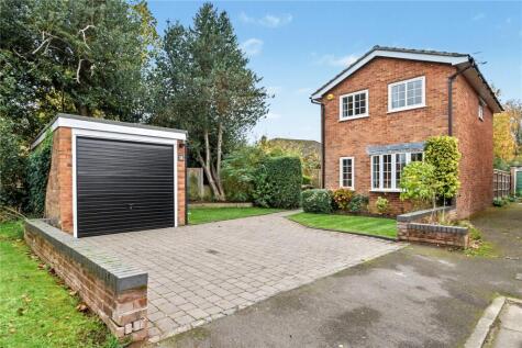 Lodge Close, Worcester, Worcestershire, WR2