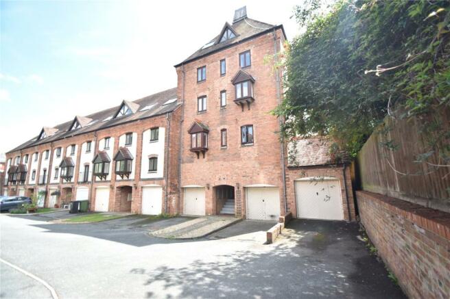 2 Bedroom Apartment To Rent In Old Malthouse Court Brewery