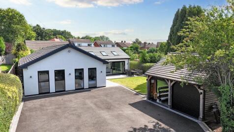 Orchard Close, Oulton, ST15