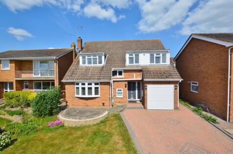 Elm Trees, Long Crendon