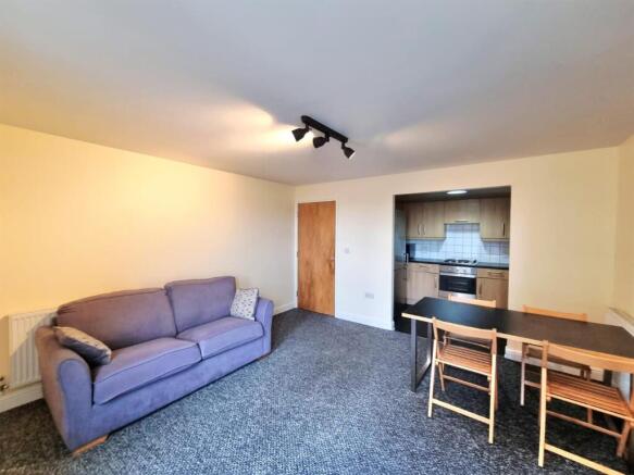 WhatsApp Image 2025-11-12 at 3.27.31 PM (3).jpeg