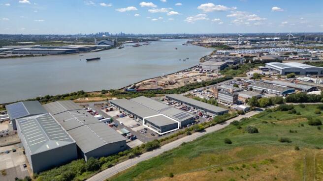 05Unit_14_Easter_Industrial_Park_RM13.jpg