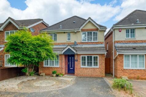 The Pines, Rednal, B45