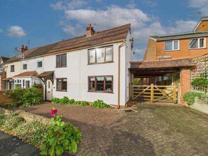 Barley Mow Lane, Catshill, B61