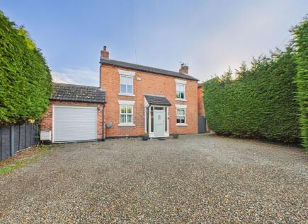 Worcester Road, Wychbold, WR9