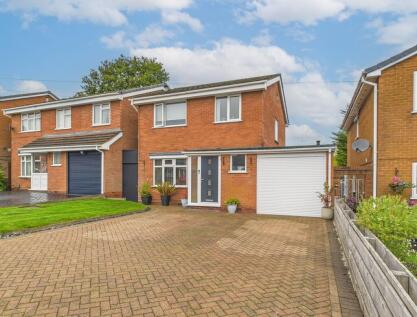 Holmes Drive, Rednal, B45