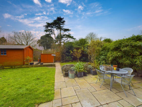 Back Garden CAM02...