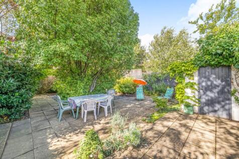 Hill Farm Road,
North Kensington, W10