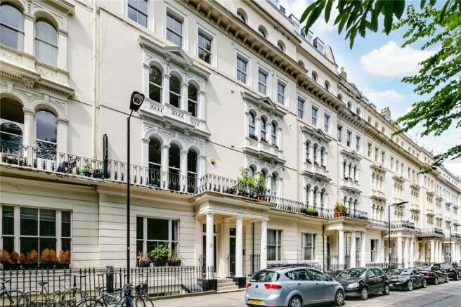 2 bedroom flat to rent in Kensington Gardens Square, London, W2, W2