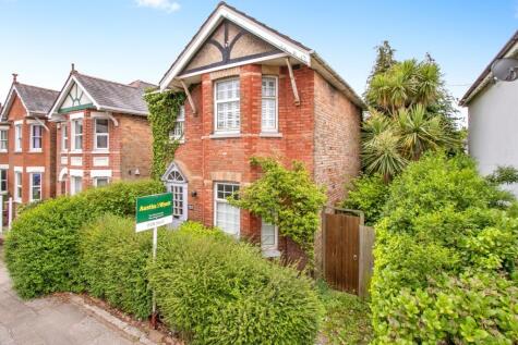 Bournemouth Road, Poole, Dorset, BH14