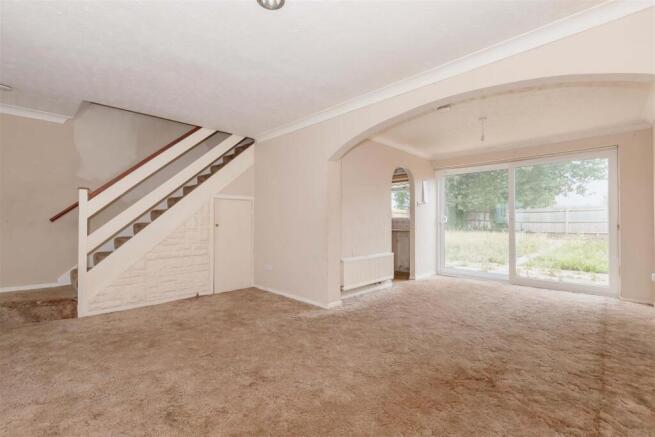 Willow Crescent_9.jpg