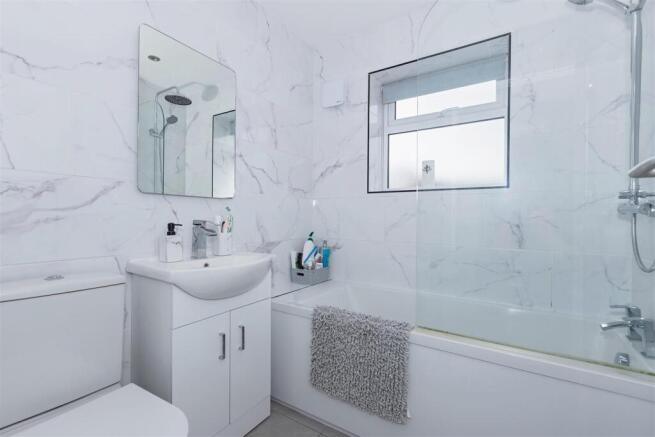 West Onslow Close_1.jpg