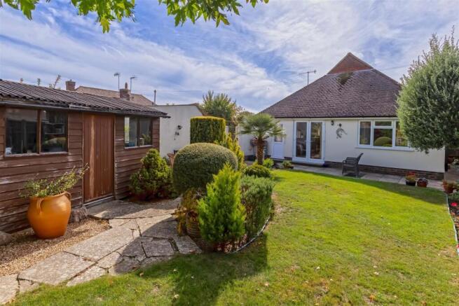 Frobisher Close_5.jpg