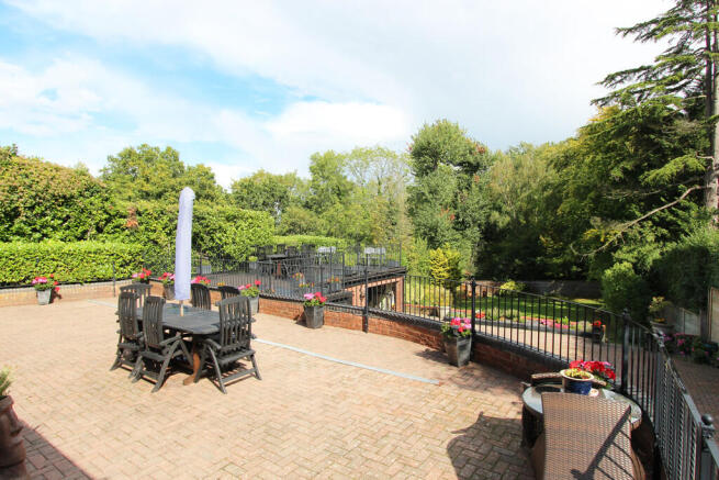 Garden Seating Ar...