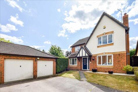 Mulberry Close, Wellingborough, NN8 3JU